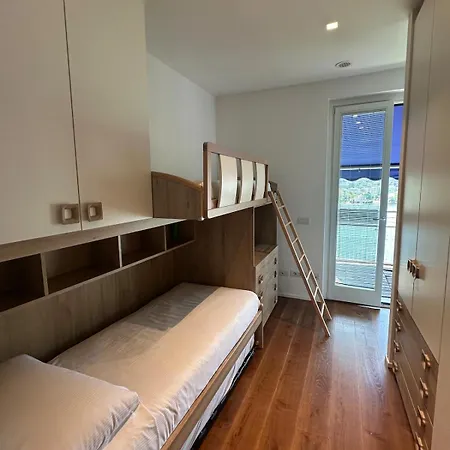 K V!sta Penthouse In Centre Town - Amazing View! Apartment *