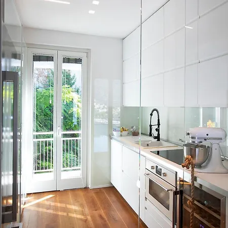 K V!sta Penthouse In Centre Town - Amazing View! *