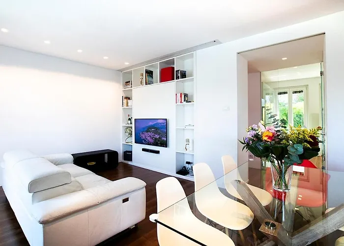 K V!sta Penthouse In Centre Town - Amazing View! Apartamento Como