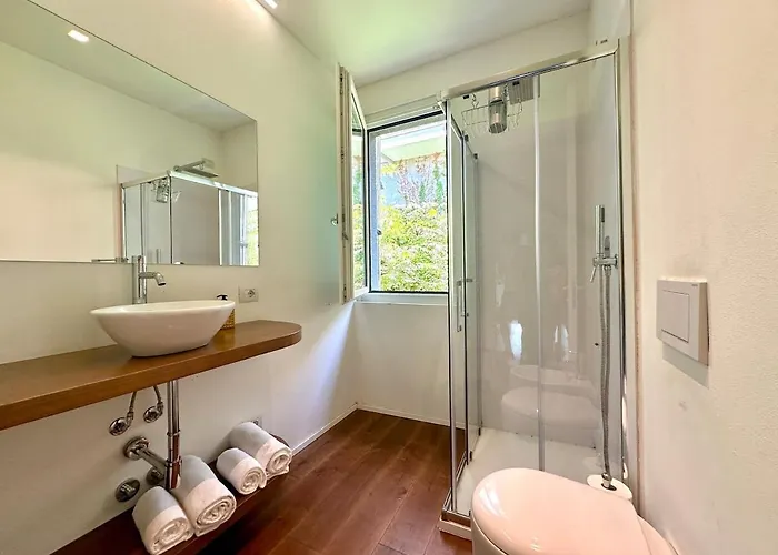 K V!sta Penthouse In Centre Town - Amazing View! *
