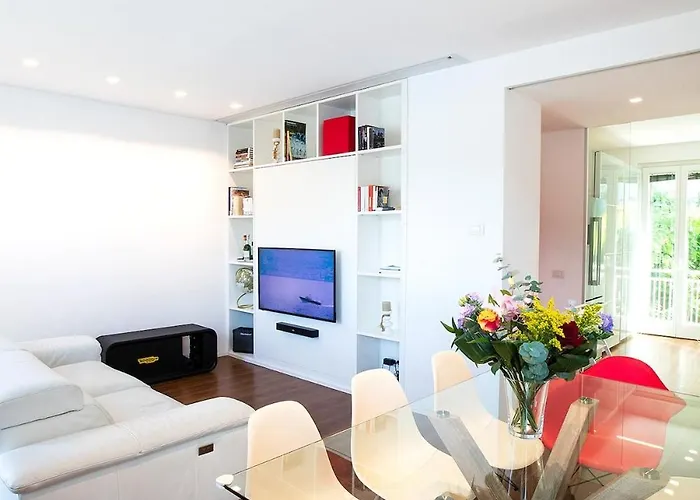 K V!sta Penthouse In Centre Town - Amazing View!