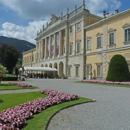 K V!sta Penthouse In Centre Town - Amazing View!