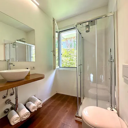 K V!sta Penthouse In Centre Town - Amazing View! *