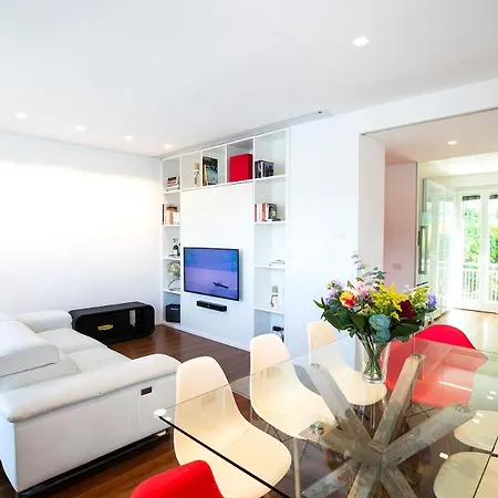 K V!sta Penthouse In Centre Town - Amazing View!